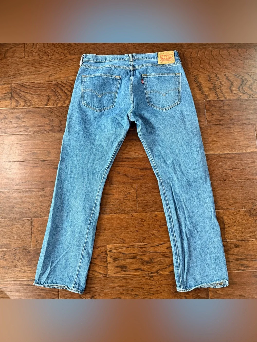 Levi’s Men’s 501 jeans 36x32 Original Button Fly Straight Leg Medium Wash Denim